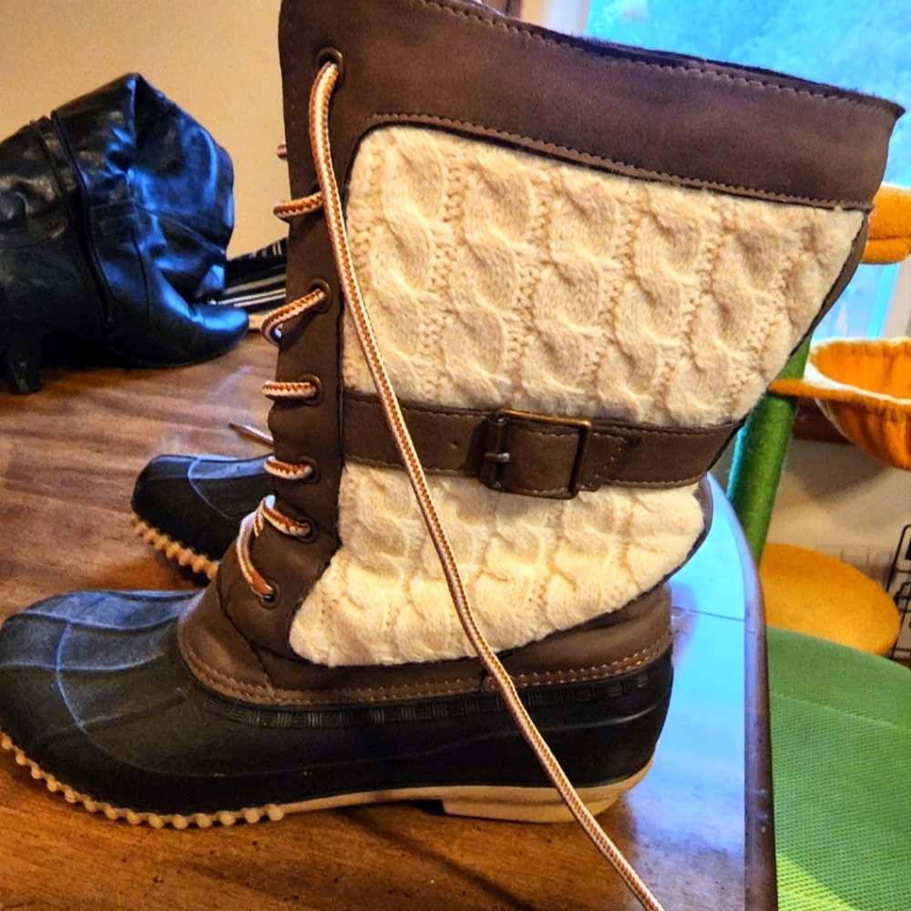 Women's winter boots